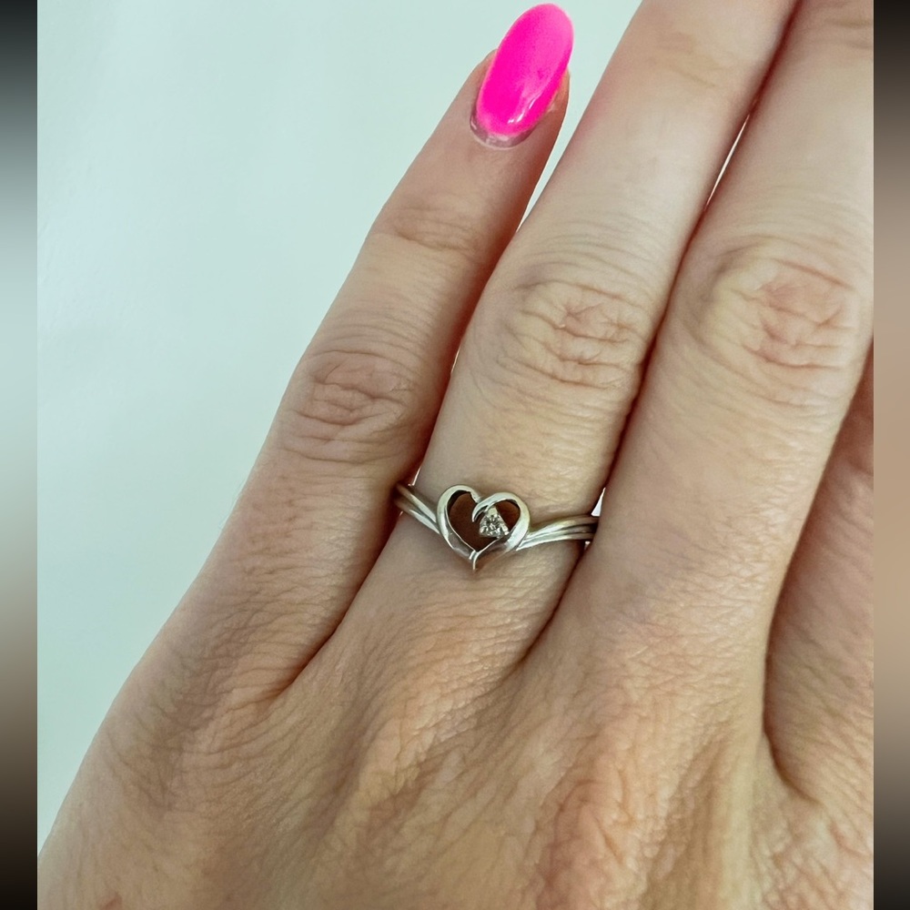 Heart shaped diamond ring